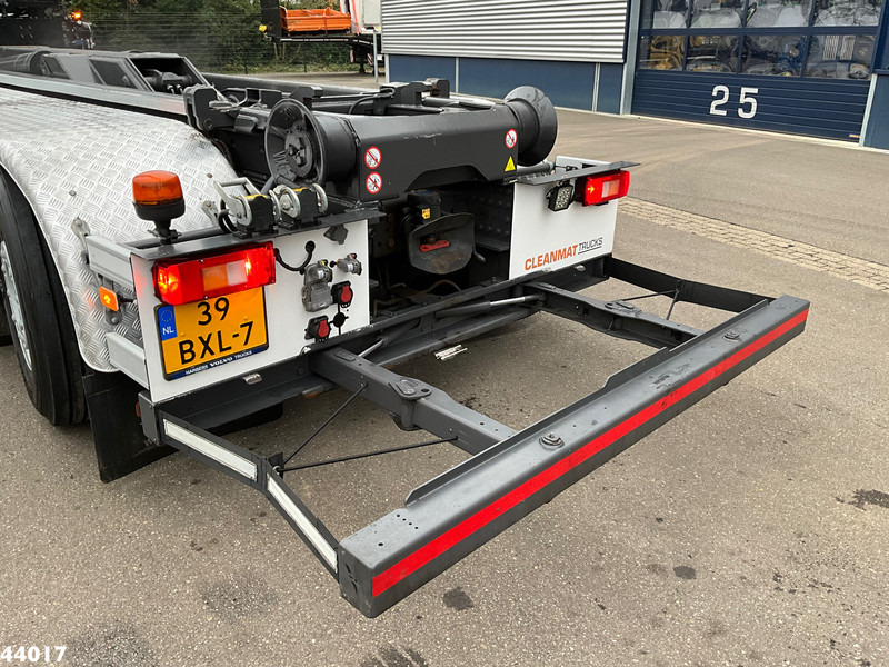 شاحنة ذات الخطاف, شاحنة كرين Volvo FM 420 8x2 Hiab 25 Tonmeter laadkraan + Welvaarts weighing system: صور 7