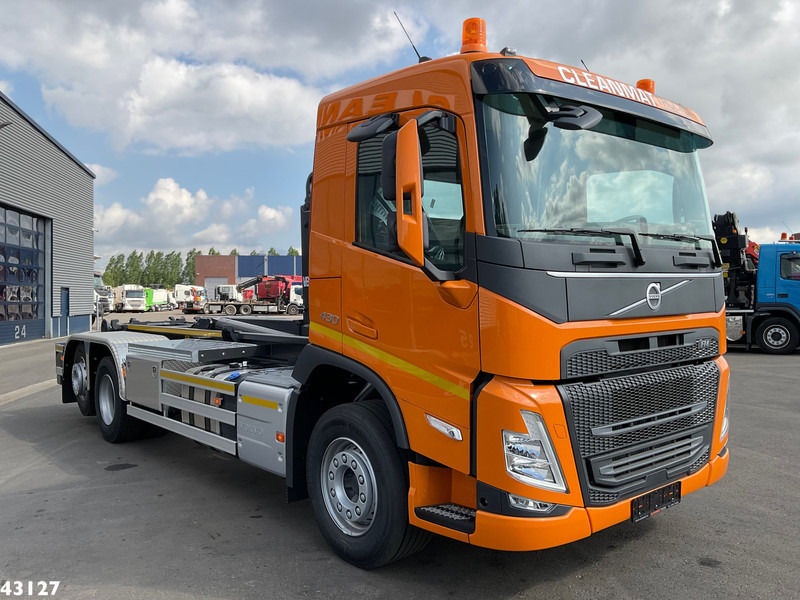 Volvo FM 430 VDL 21 Ton haakarmsysteem - شاحنة ذات الخطاف: صور 3 Volvo FM 430 VDL 21 Ton haakarmsysteem - شاحنة ذات الخطاف: صور 3