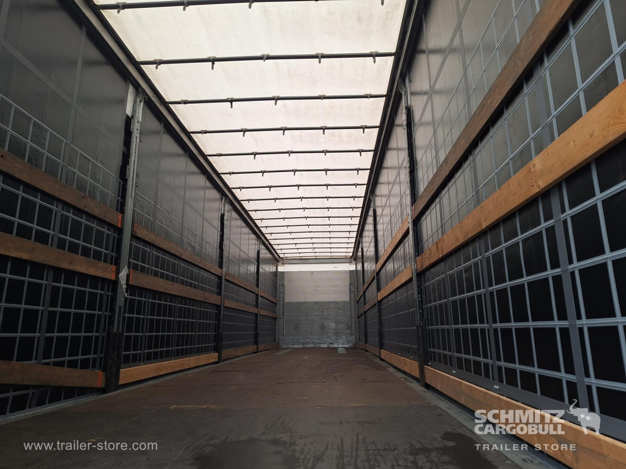 SCHMITZ Curtainsider Standard Taillift - الخيمة نصف مقطورة: صور 4 SCHMITZ Curtainsider Standard Taillift - الخيمة نصف مقطورة: صور 4