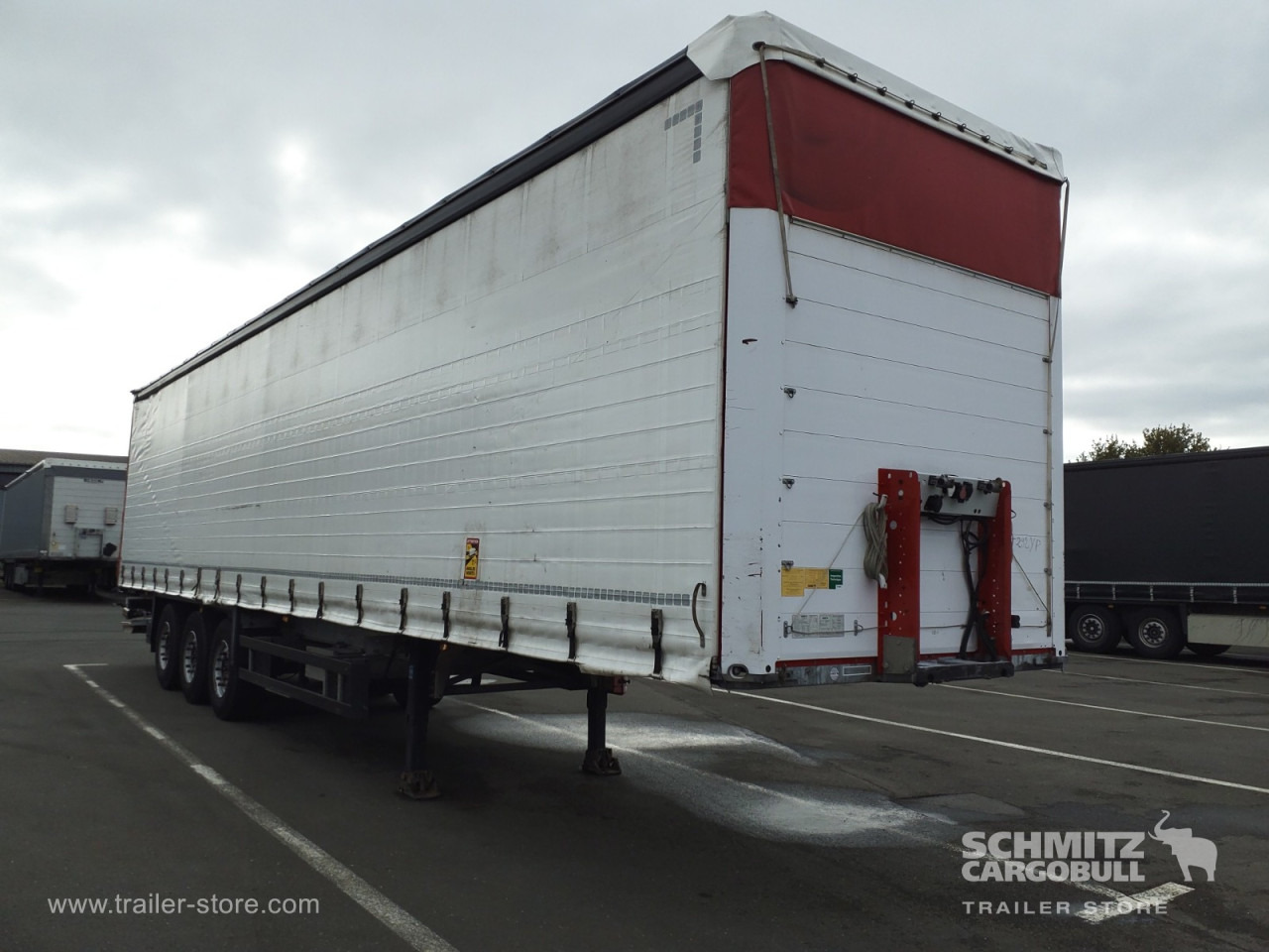 SCHMITZ Curtainsider Standard Taillift - الخيمة نصف مقطورة: صور 1 SCHMITZ Curtainsider Standard Taillift - الخيمة نصف مقطورة: صور 1
