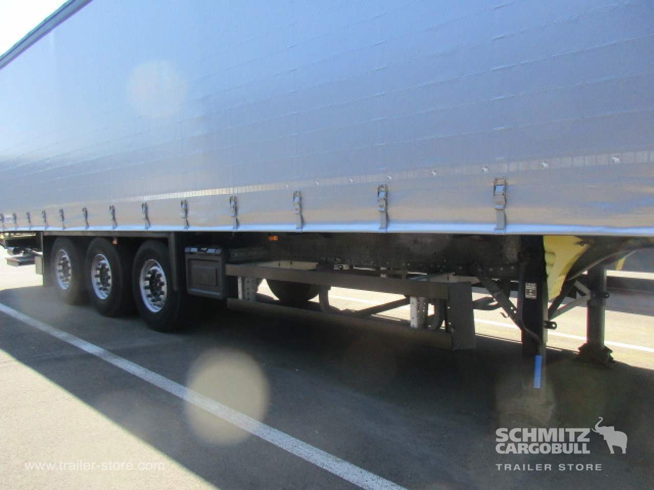 SCHMITZ Curtainsider Standard Taillift - الخيمة نصف مقطورة: صور 5 SCHMITZ Curtainsider Standard Taillift - الخيمة نصف مقطورة: صور 5
