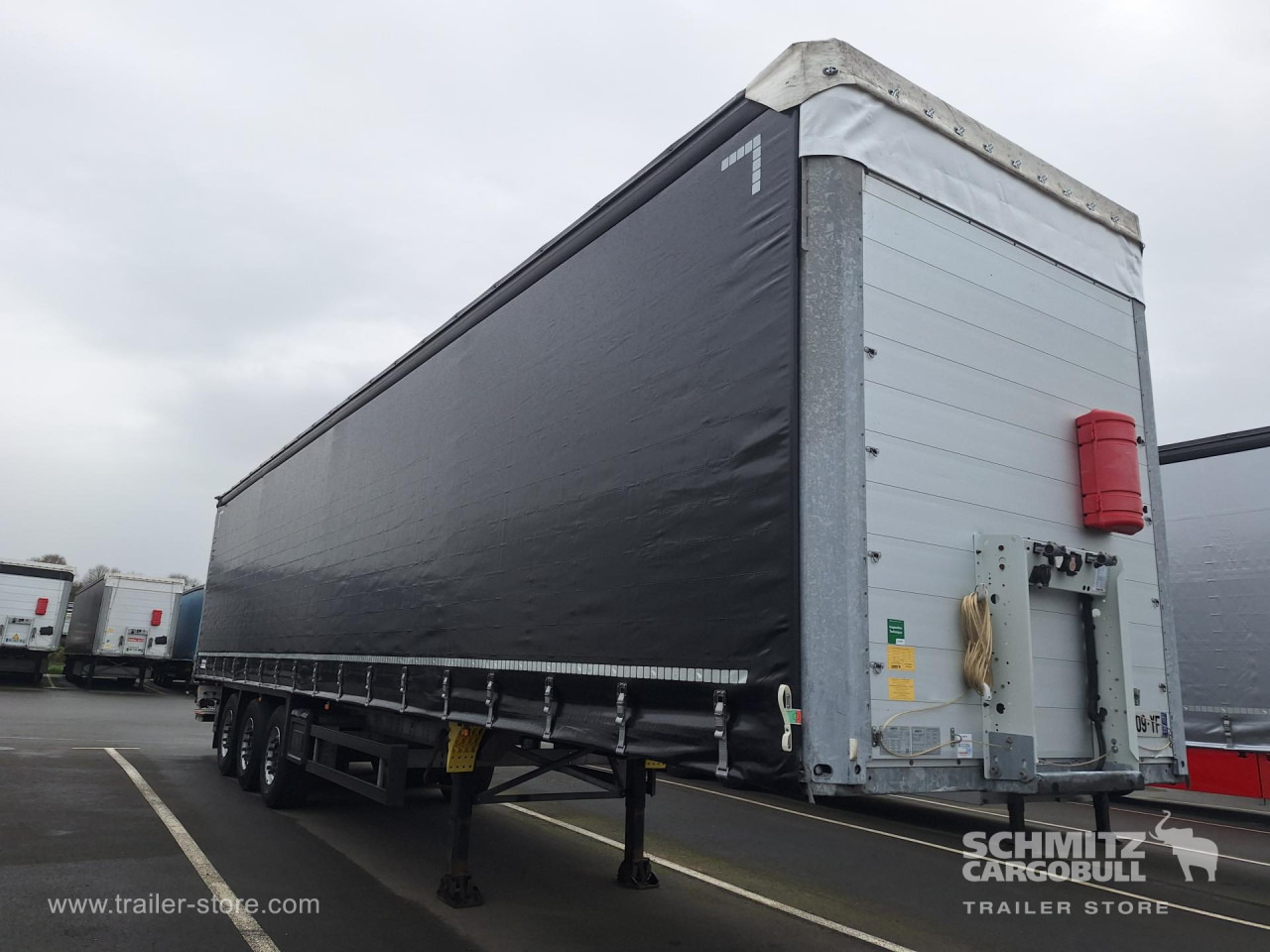 SCHMITZ Curtainsider Standard Taillift - الخيمة نصف مقطورة: صور 1 SCHMITZ Curtainsider Standard Taillift - الخيمة نصف مقطورة: صور 1