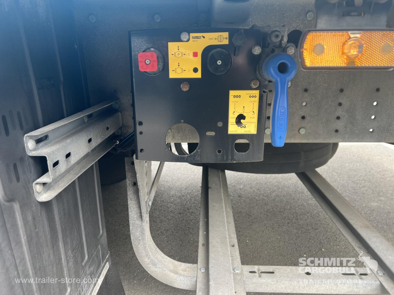 SCHMITZ Curtainsider Standard - الخيمة نصف مقطورة: صور 3 SCHMITZ Curtainsider Standard - الخيمة نصف مقطورة: صور 3