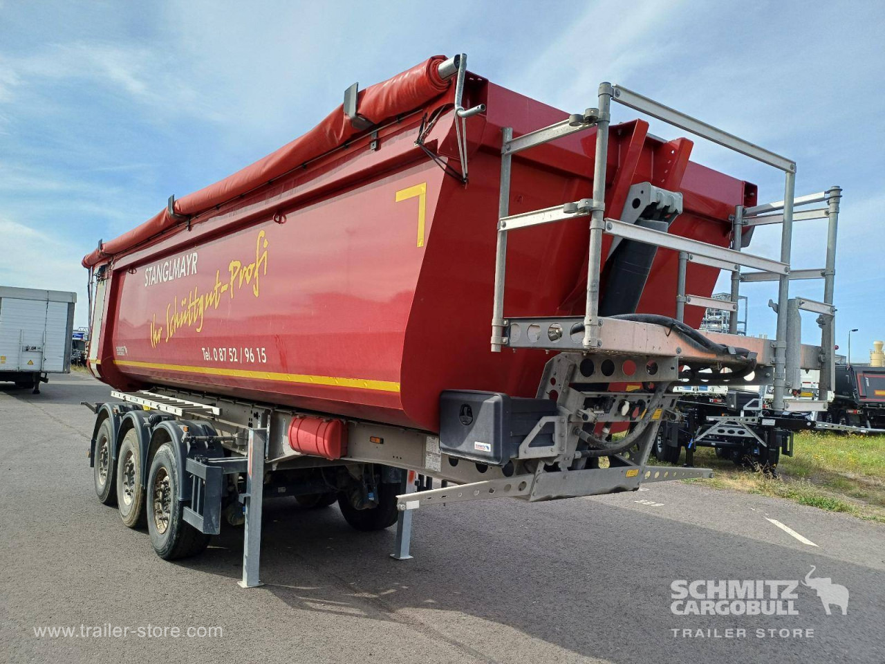 SCHMITZ Auflieger Kipper Stahlrundmulde 28m³ - قلابة نصف مقطورة: صور 1 SCHMITZ Auflieger Kipper Stahlrundmulde 28m³ - قلابة نصف مقطورة: صور 1