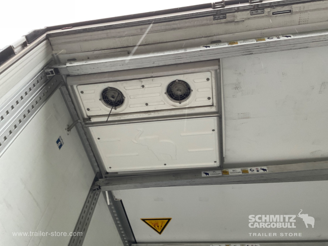 SCHMITZ Reefer Multitemp Double deck - متساوي نصف مقطورة: صور 4 SCHMITZ Reefer Multitemp Double deck - متساوي نصف مقطورة: صور 4