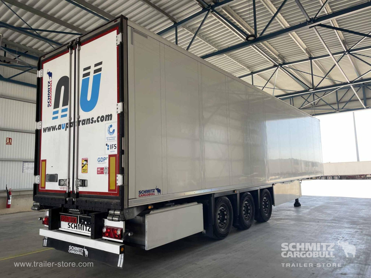 SCHMITZ Semiremolque Frigo Standard - متساوي نصف مقطورة: صور 5 SCHMITZ Semiremolque Frigo Standard - متساوي نصف مقطورة: صور 5