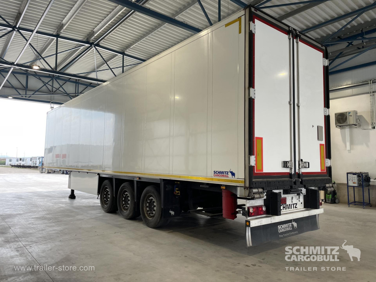 SCHMITZ Semiremolque Frigo Standard - متساوي نصف مقطورة: صور 4 SCHMITZ Semiremolque Frigo Standard - متساوي نصف مقطورة: صور 4