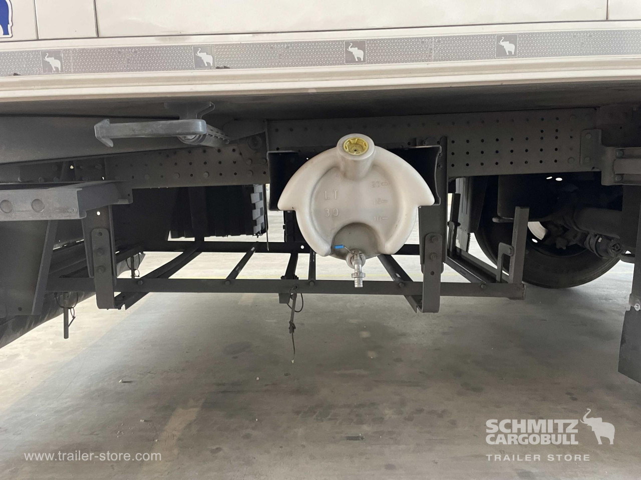 SCHMITZ Semiremolque Frigo Standard - متساوي نصف مقطورة: صور 2 SCHMITZ Semiremolque Frigo Standard - متساوي نصف مقطورة: صور 2