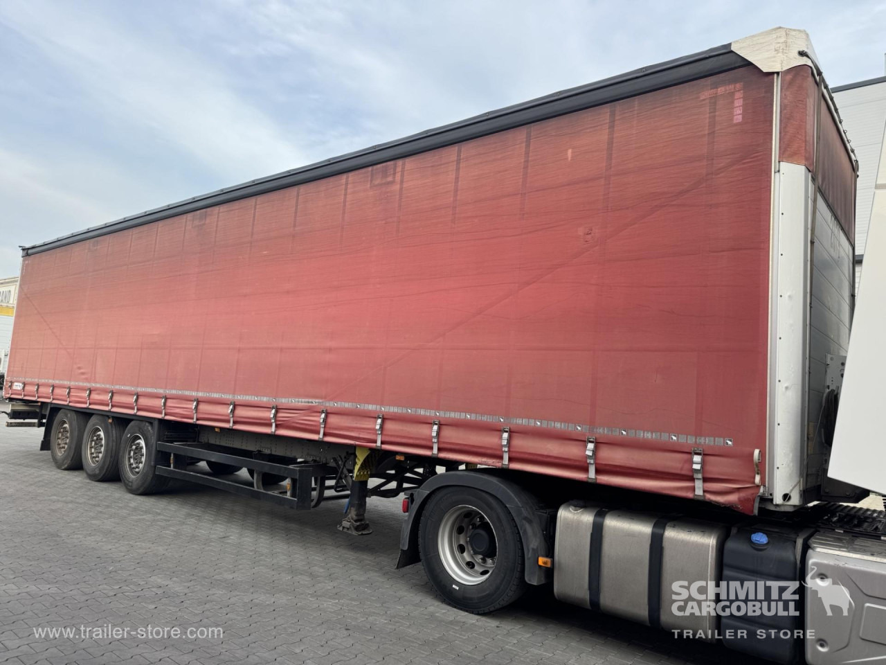 SCHMITZ Curtainsider Standard - الخيمة نصف مقطورة: صور 1 SCHMITZ Curtainsider Standard - الخيمة نصف مقطورة: صور 1