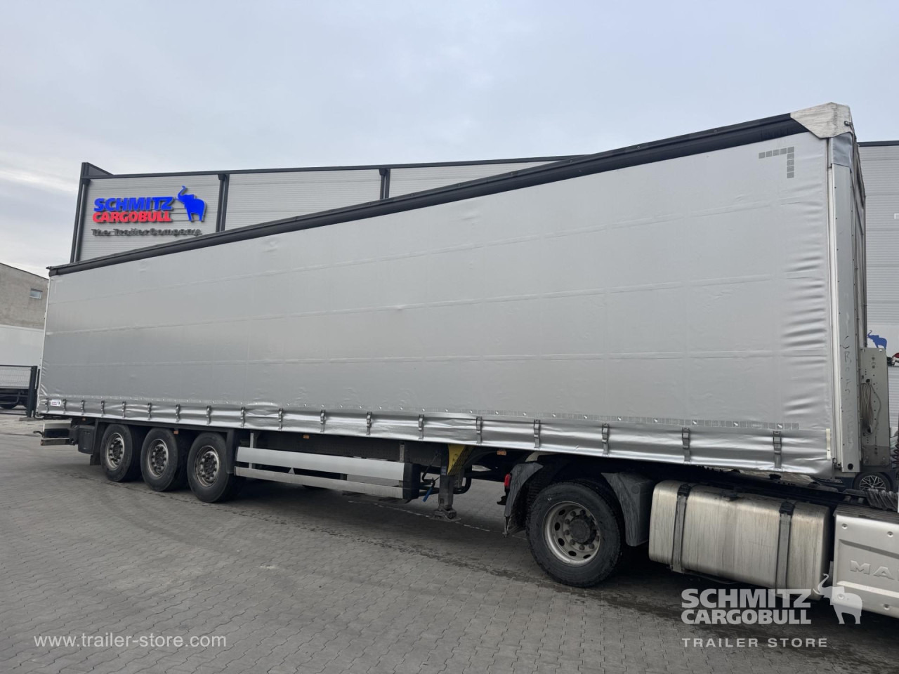 SCHMITZ Curtainsider Standard - الخيمة نصف مقطورة: صور 1 SCHMITZ Curtainsider Standard - الخيمة نصف مقطورة: صور 1
