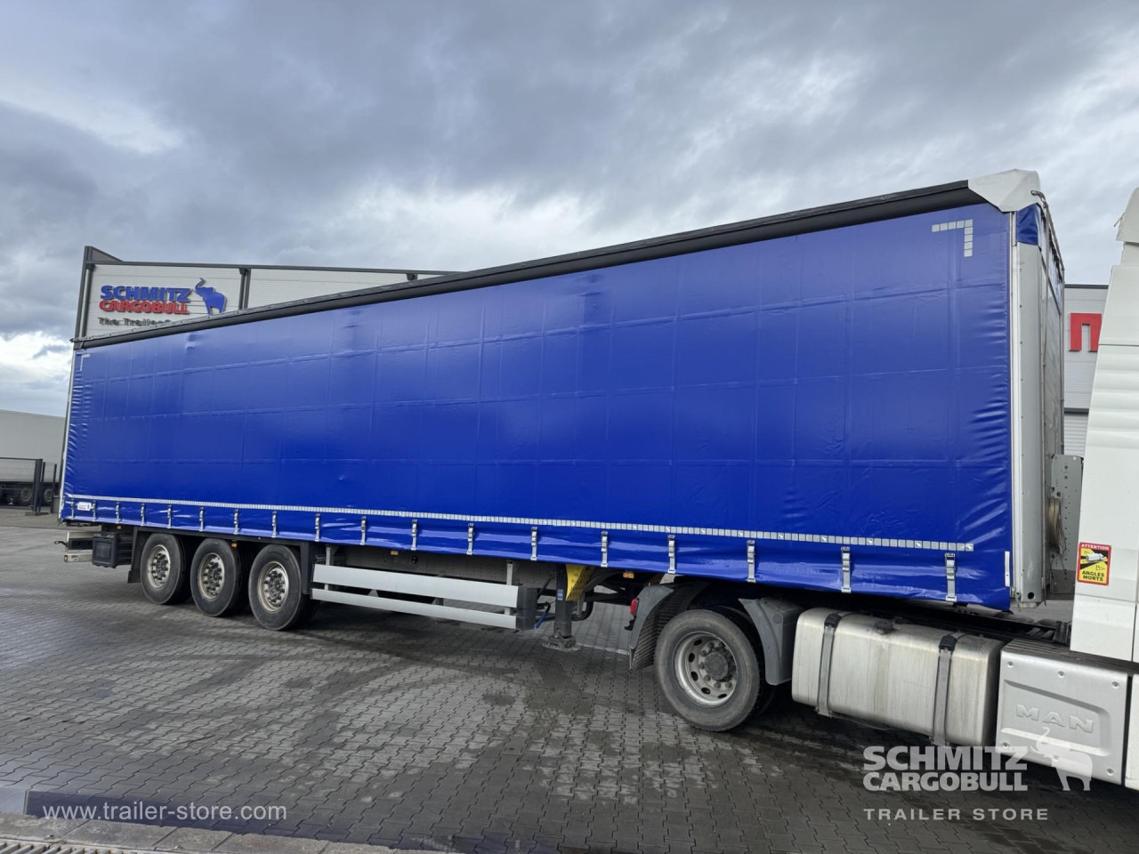 SCHMITZ Curtainsider Standard - الخيمة نصف مقطورة: صور 1 SCHMITZ Curtainsider Standard - الخيمة نصف مقطورة: صور 1