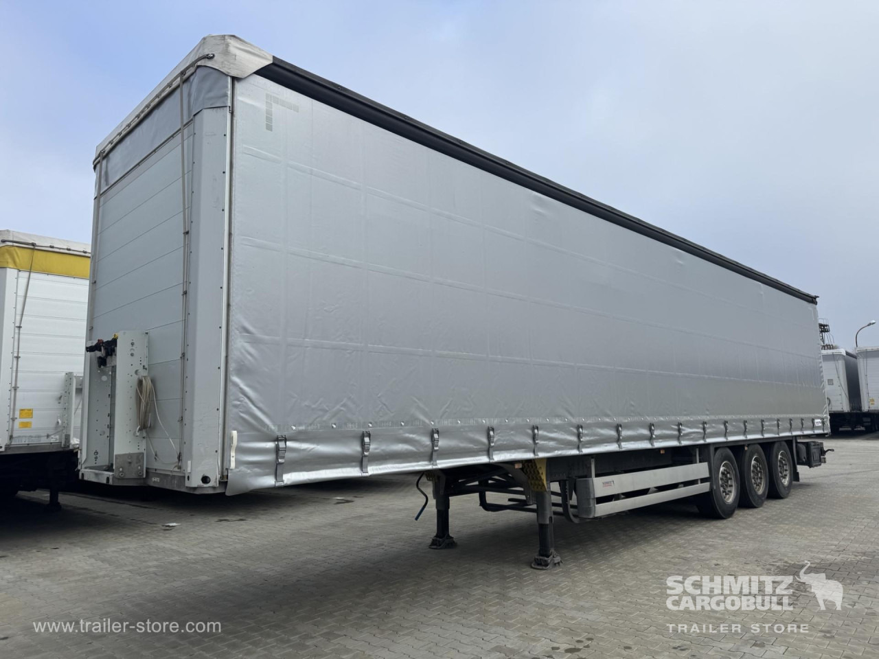 SCHMITZ Curtainsider Standard - الخيمة نصف مقطورة: صور 4 SCHMITZ Curtainsider Standard - الخيمة نصف مقطورة: صور 4