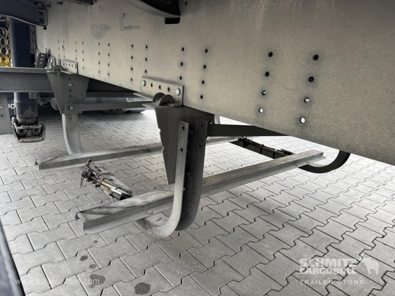 SCHMITZ Curtainsider Standard - الخيمة نصف مقطورة: صور 2 SCHMITZ Curtainsider Standard - الخيمة نصف مقطورة: صور 2
