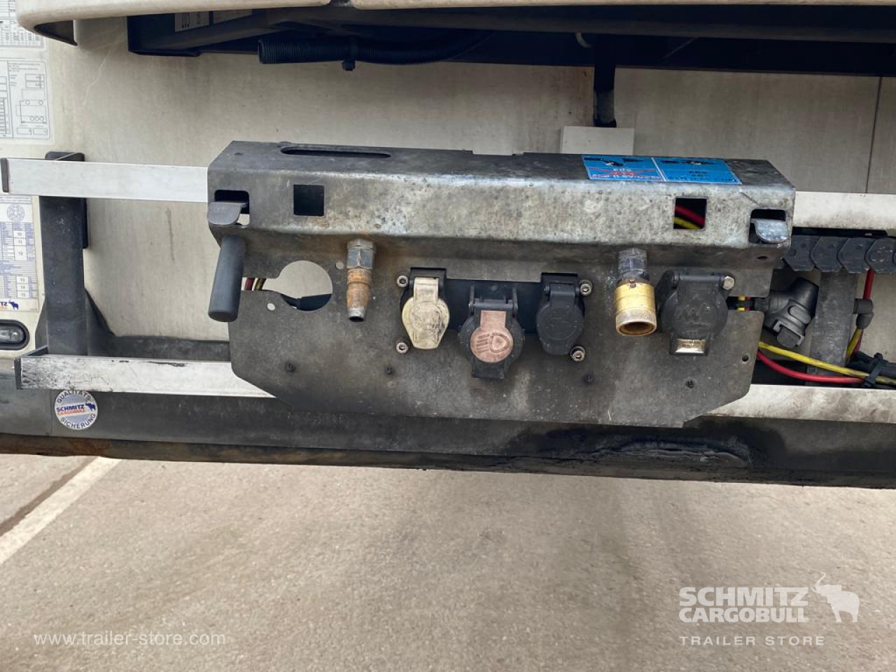 SCHMITZ Reefer Multitemp - متساوي نصف مقطورة: صور 3 SCHMITZ Reefer Multitemp - متساوي نصف مقطورة: صور 3