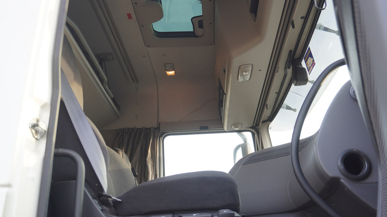 بصندوق مغلق شاحنة DAF XF 410 EURO 6 /410 HP / 20 EPAL / Dhollandia lift 1500 kg: صور 27
