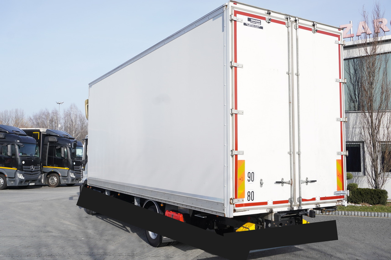 Giraudon 120.190 - بصندوق مغلق: صور 4 Giraudon 120.190 - بصندوق مغلق: صور 4