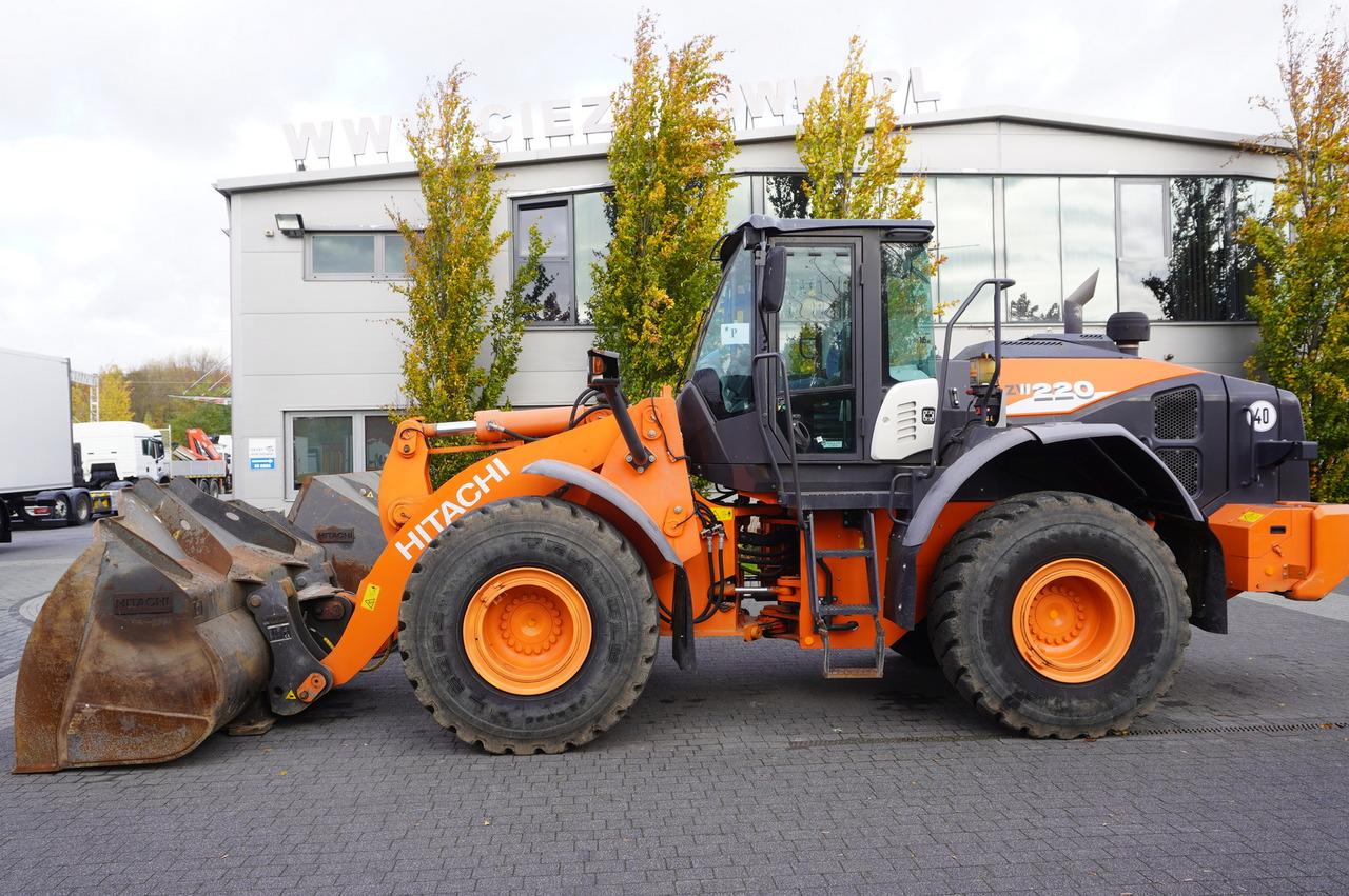 HITACHI ZW220 articulated loader / 2 buckets - اللودر بعجل: صور 3 HITACHI ZW220 articulated loader / 2 buckets - اللودر بعجل: صور 3