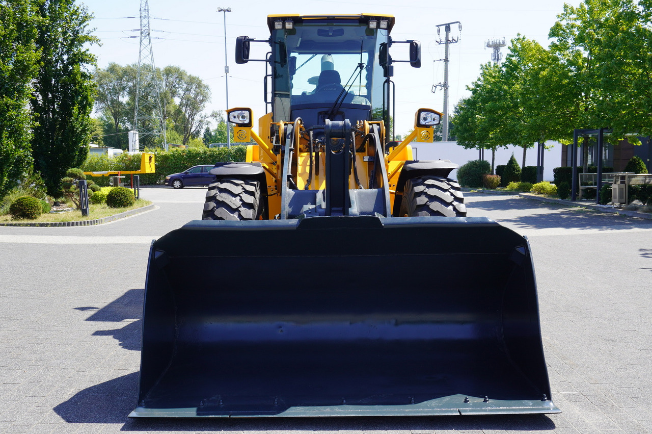 HYUNDAI HL940A articulated loader / year 2021 / weight 13.5t year of production 2021 - اللودر بعجل: صور 5 HYUNDAI HL940A articulated loader / year 2021 / weight 13.5t year of production 2021 - اللودر بعجل: صور 5