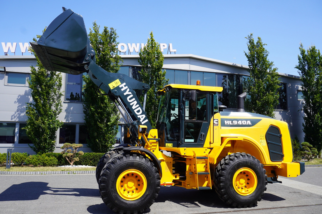 HYUNDAI HL940A articulated loader / year 2021 / weight 13.5t year of production 2021 - اللودر بعجل: صور 2 HYUNDAI HL940A articulated loader / year 2021 / weight 13.5t year of production 2021 - اللودر بعجل: صور 2