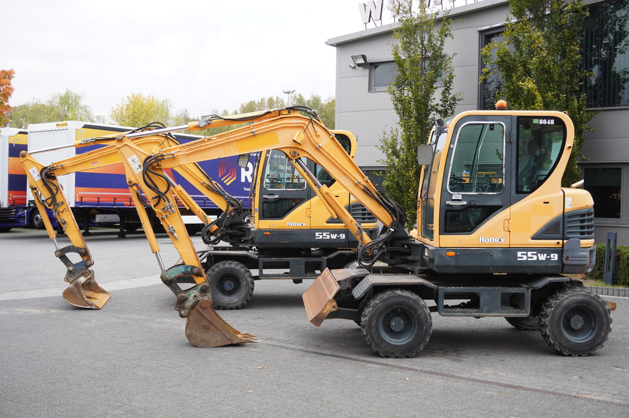 Hyundai Robex 55W-9 Wheeled Excavator 5.5t / 2pcs - حفارة مصغرة: صور 2 Hyundai Robex 55W-9 Wheeled Excavator 5.5t / 2pcs - حفارة مصغرة: صور 2