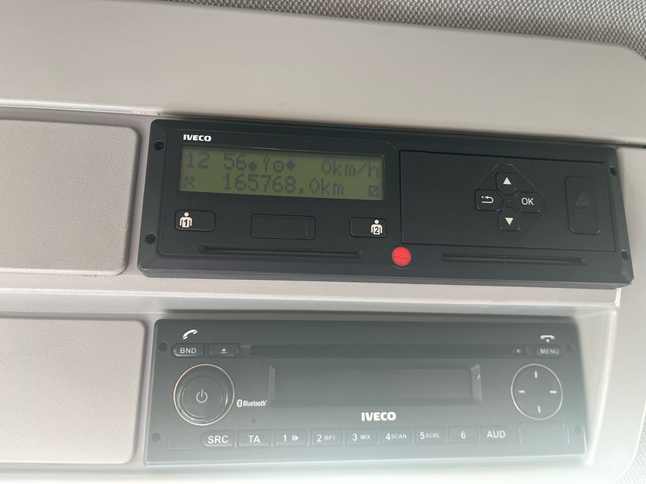 IVECO Eurocargo 120-190 / 160 thousand km !!! / Box 18 EPAL / Dhollandia lift 1500 kg - بصندوق مغلق شاحنة: صور 2 IVECO Eurocargo 120-190 / 160 thousand km !!! / Box 18 EPAL / Dhollandia lift 1500 kg - بصندوق مغلق شاحنة: صور 2