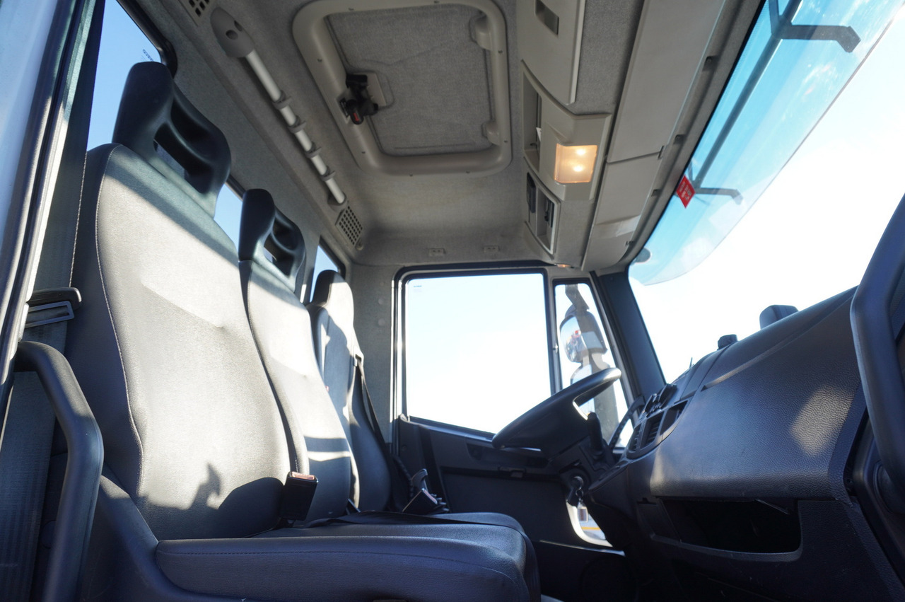 شاحنات مسطحة IVECO Eurocargo 160-210 / 75,000 km! / Dhollandia DHS072 lift 2000 kg: صور 22