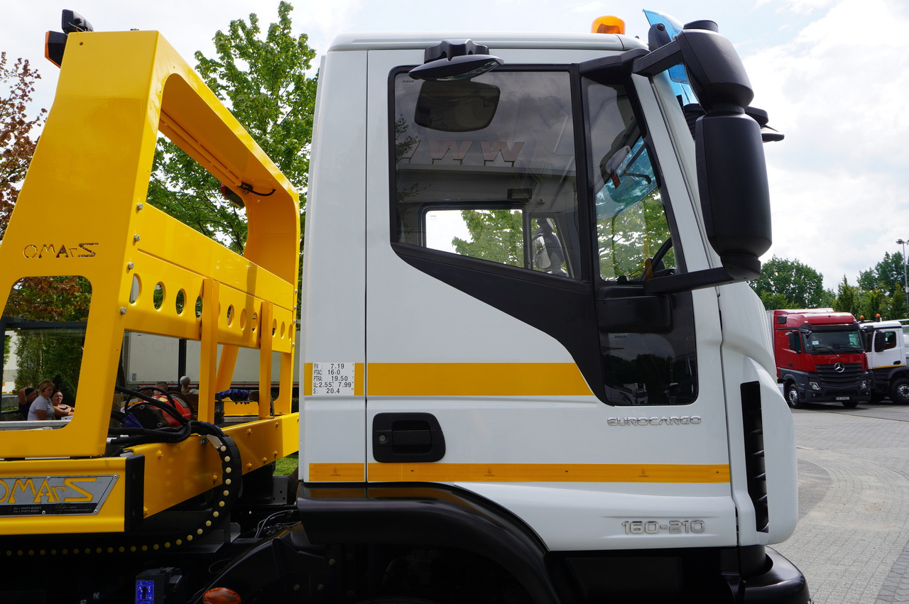 شاحنة نقل سيارات شاحنة IVECO Eurocargo 160-210 / 75,000 km! / OMARS lowered tow truck platform / Fork: صور 22