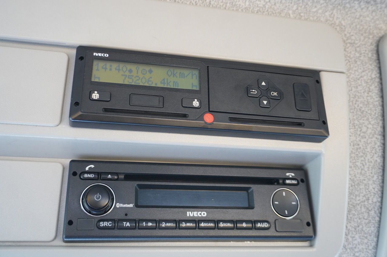 IVECO Eurocargo 160-210 / 75,000 km! / OMARS lowered tow truck platform / Fork - سيارة السحب للتصليح: صور 3 IVECO Eurocargo 160-210 / 75,000 km! / OMARS lowered tow truck platform / Fork - سيارة السحب للتصليح: صور 3