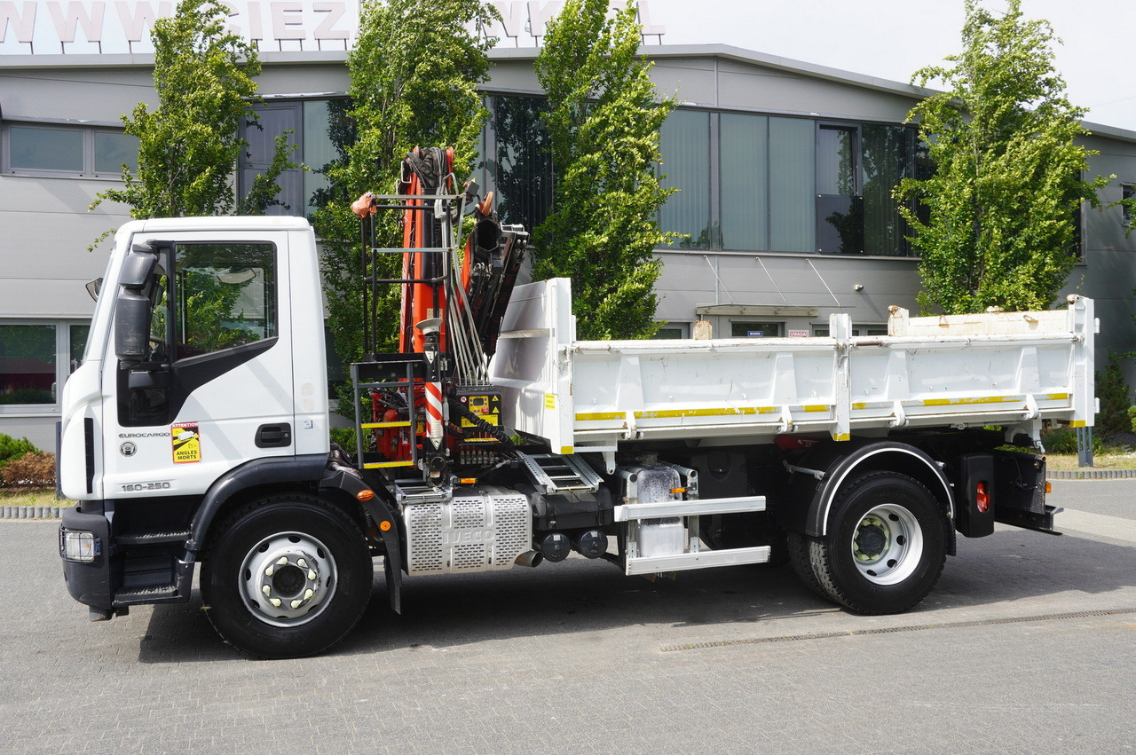IVECO Eurocargo 160-250 / Fassi F95 crane / 120 tho. km / 3-sided tipper - شاحنة كرين: صور 5 IVECO Eurocargo 160-250 / Fassi F95 crane / 120 tho. km / 3-sided tipper - شاحنة كرين: صور 5