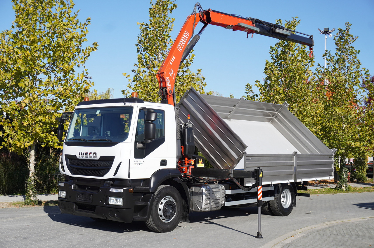 IVECO Stralis 310 E6 / NEW 3-sided tipper / Fassi F135 crane with remote control - شاحنة كرين: صور 2 IVECO Stralis 310 E6 / NEW 3-sided tipper / Fassi F135 crane with remote control - شاحنة كرين: صور 2