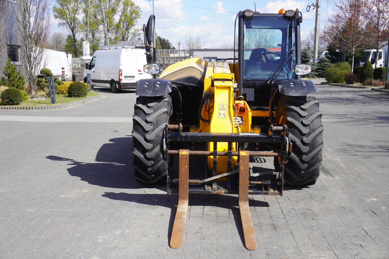 JCB 526-56 AGRI Plus / 5.6 m telescopic loader / joystick - رافعة تلسكوبية: صور 2 JCB 526-56 AGRI Plus / 5.6 m telescopic loader / joystick - رافعة تلسكوبية: صور 2
