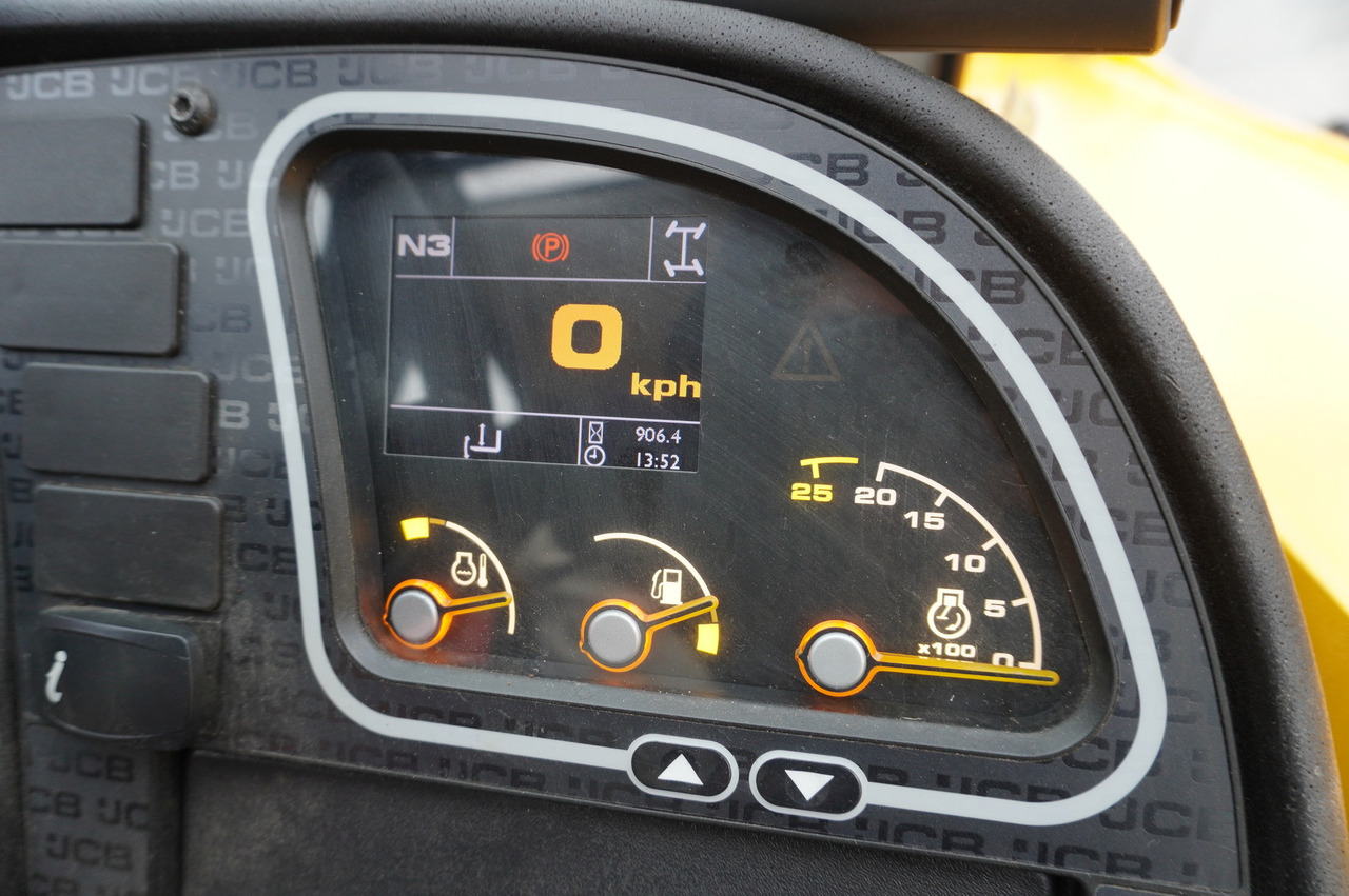 JCB 531-70 / 900 MTH telescopic charger! / 3.1 T / 7 M - رافعة تلسكوبية: صور 2 JCB 531-70 / 900 MTH telescopic charger! / 3.1 T / 7 M - رافعة تلسكوبية: صور 2