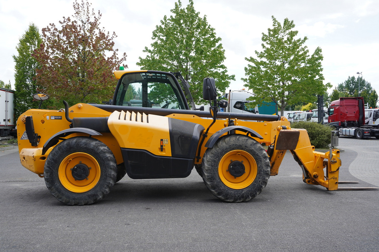 JCB 540-140 telescopic loader / 14 m range / 1800 MTH - جرافة ذات عجلات تلسكوبية: صور 4 JCB 540-140 telescopic loader / 14 m range / 1800 MTH - جرافة ذات عجلات تلسكوبية: صور 4