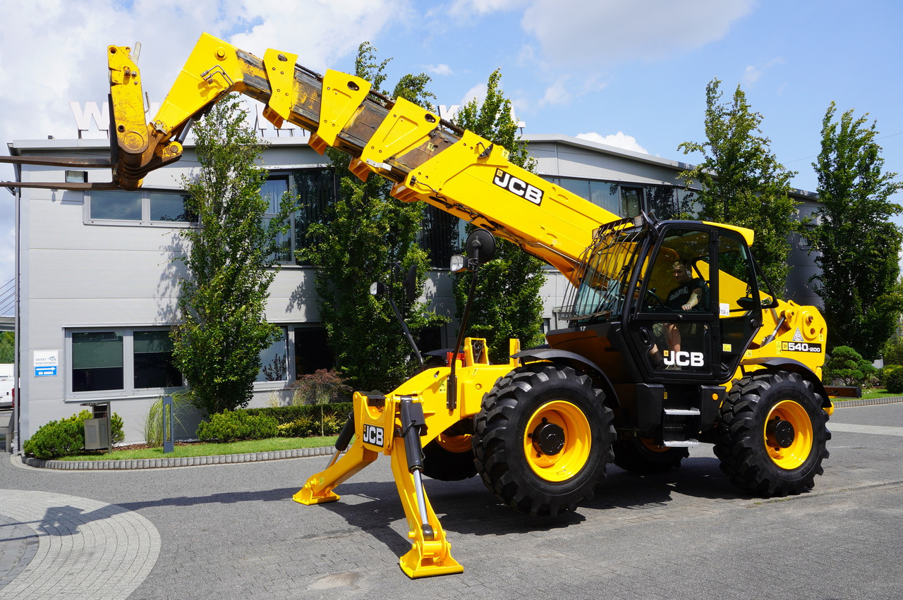 JCB 540-200 Telescopic Loader / 20 m reach / joystick / 2 units - رافعة تلسكوبية: صور 3 JCB 540-200 Telescopic Loader / 20 m reach / joystick / 2 units - رافعة تلسكوبية: صور 3
