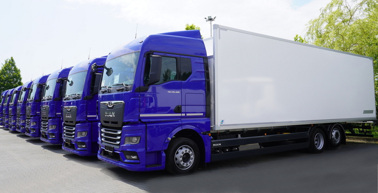 MAN New MAN TGX 26.400 / NEW IGLOOCAR refrigerator 23 pallets / 6×2 / 2024 / 10 units - متساوي شاحنة: صور 4 MAN New MAN TGX 26.400 / NEW IGLOOCAR refrigerator 23 pallets / 6×2 / 2024 / 10 units - متساوي شاحنة: صور 4