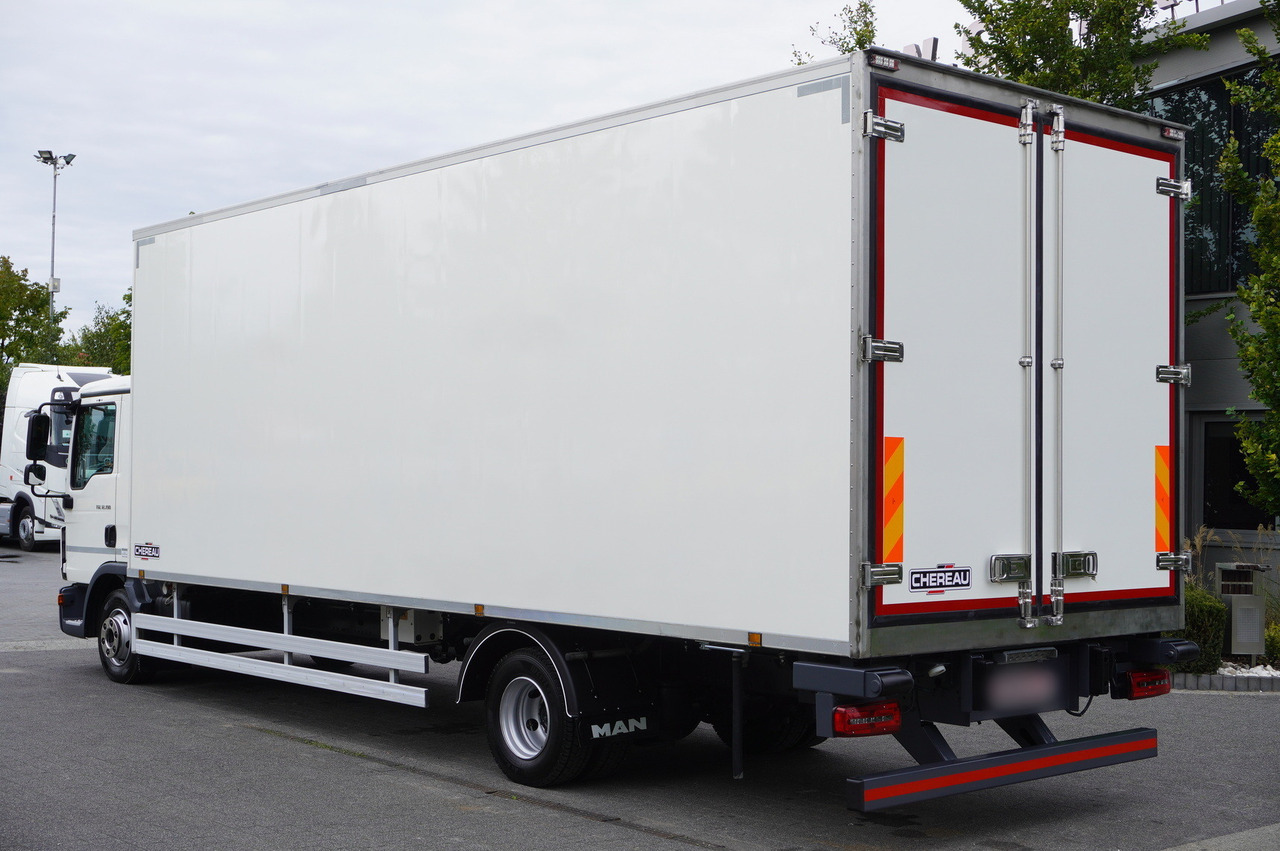 MAN TGL 12.190 / CHEREAU Refrigerator 18 PAL multitemperature / Thermoking T-1200R / 100,000 km - مبردة شاحنة: صور 4 MAN TGL 12.190 / CHEREAU Refrigerator 18 PAL multitemperature / Thermoking T-1200R / 100,000 km - مبردة شاحنة: صور 4