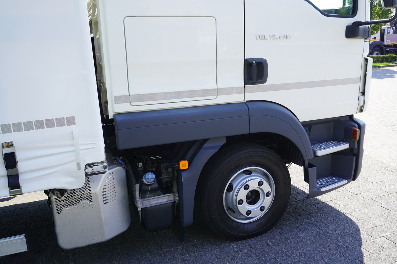 MAN TGL 12.190 / Curtainsider 19 EPAL / Sleeper cab إيجار MAN TGL 12.190 / Curtainsider 19 EPAL / Sleeper cab: صور 16