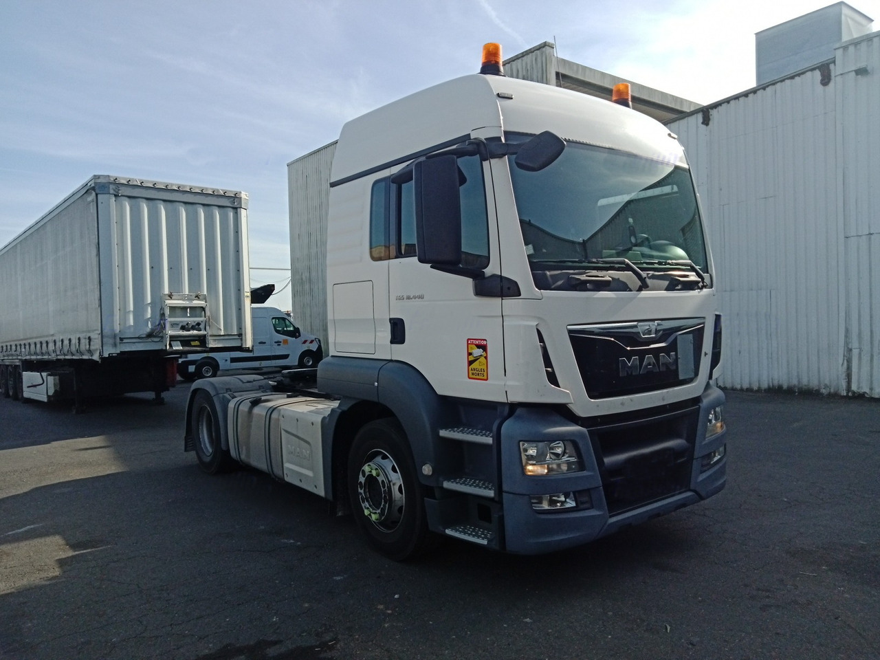 MAN TGS 18.440 BLS 4X2 EURO 6 / 40 units tractor unit - شاحنة جرار: صور 1 MAN TGS 18.440 BLS 4X2 EURO 6 / 40 units tractor unit - شاحنة جرار: صور 1