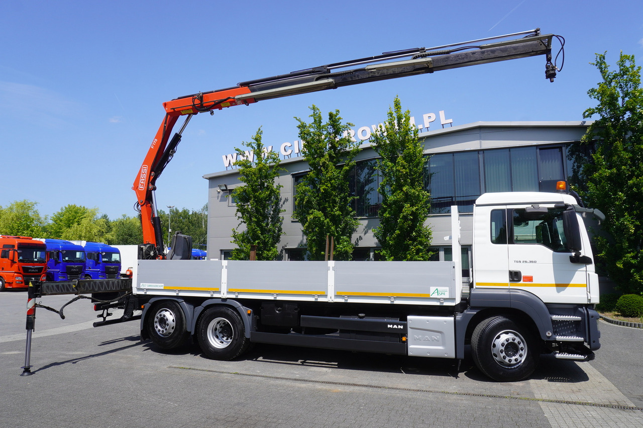 MAN TGS 26.360 Flatbed / Fassi F175 7.7 T / steered 3rd axle - شاحنات مسطحة, شاحنة كرين: صور 4 MAN TGS 26.360 Flatbed / Fassi F175 7.7 T / steered 3rd axle - شاحنات مسطحة, شاحنة كرين: صور 4