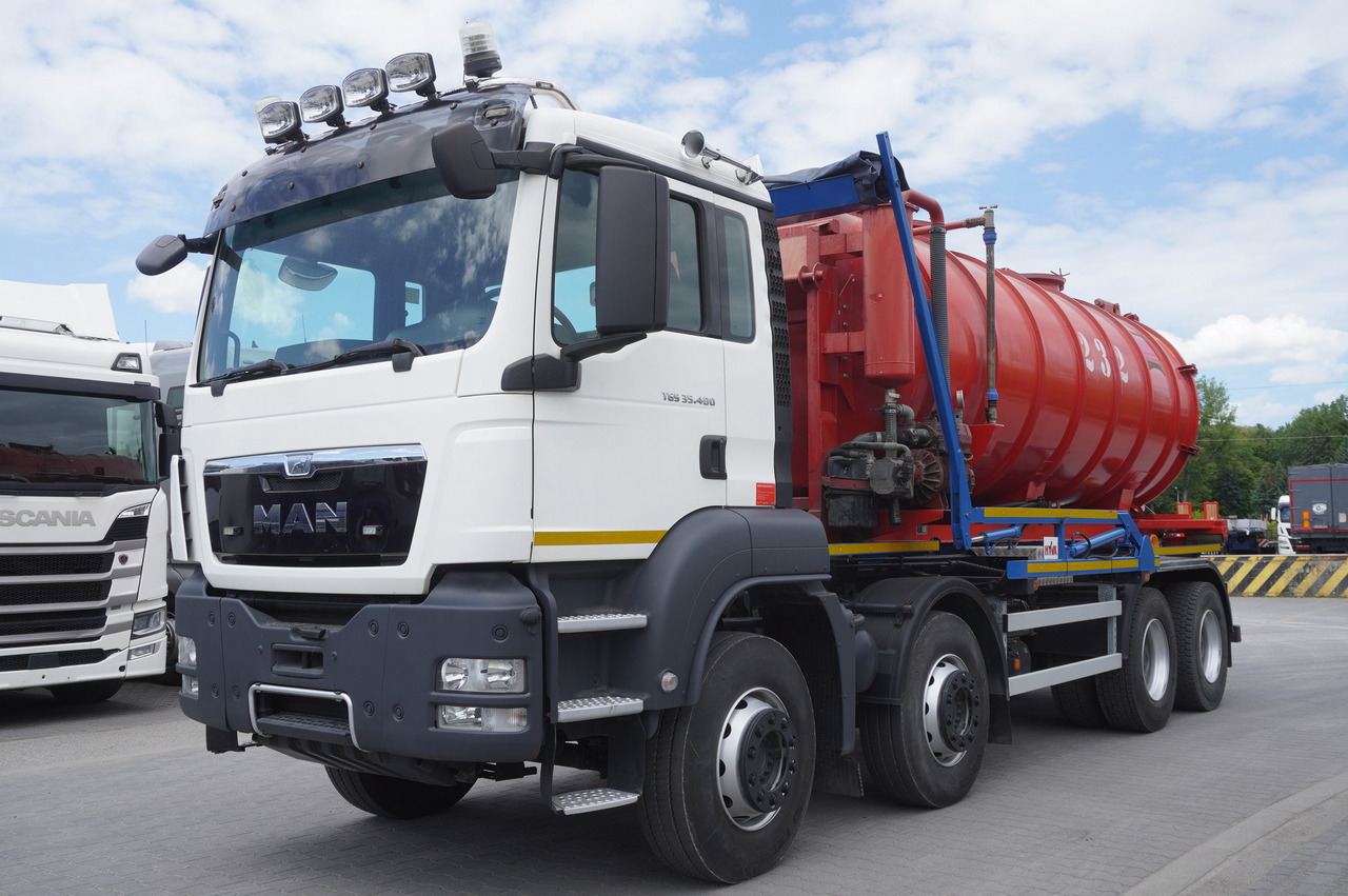 MAN TGS 35.400 8 × 4 E5 / HYVA HOOK LIFT 32.56 SE / Septic barrel 13000 L - صهريج السماد السائل: صور 2 MAN TGS 35.400 8 × 4 E5 / HYVA HOOK LIFT 32.56 SE / Septic barrel 13000 L - صهريج السماد السائل: صور 2