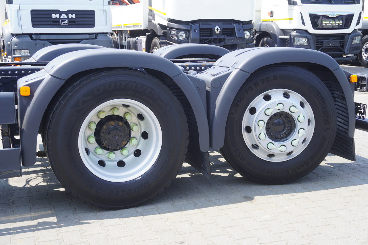 MAN TGS 35.420 8×2 / Chassis 6.4 m / 3 steered axles - شاحنة كرين: صور 5 MAN TGS 35.420 8×2 / Chassis 6.4 m / 3 steered axles - شاحنة كرين: صور 5