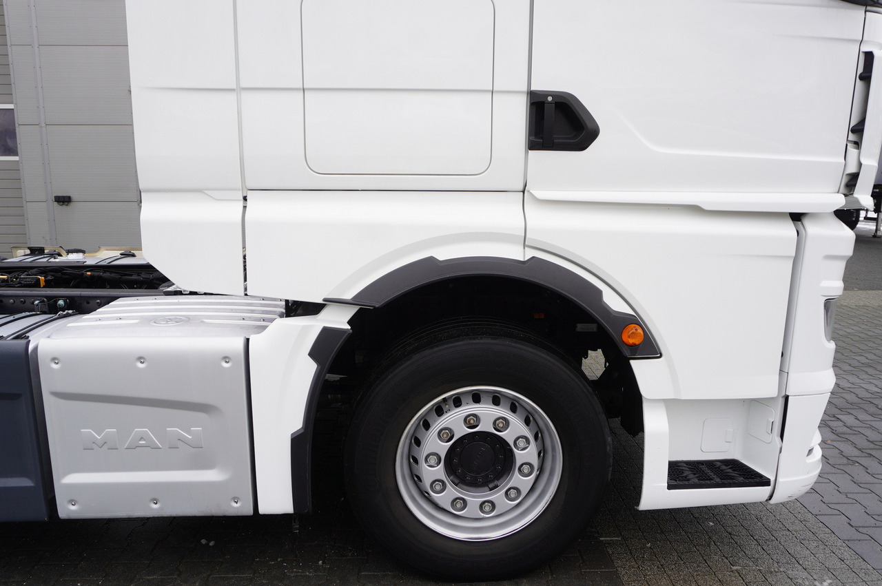 MAN TGX 18.510 E6 4×2 tractor unit / Retarder / Sleeper cab / 2023 / 4 units إيجار MAN TGX 18.510 E6 4×2 tractor unit / Retarder / Sleeper cab / 2023 / 4 units: صور 12 MAN TGX 18.510 E6 4×2 tractor unit / Retarder / Sleeper cab / 2023 / 4 units إيجار MAN TGX 18.510 E6 4×2 tractor unit / Retarder / Sleeper cab / 2023 / 4 units: صور 12