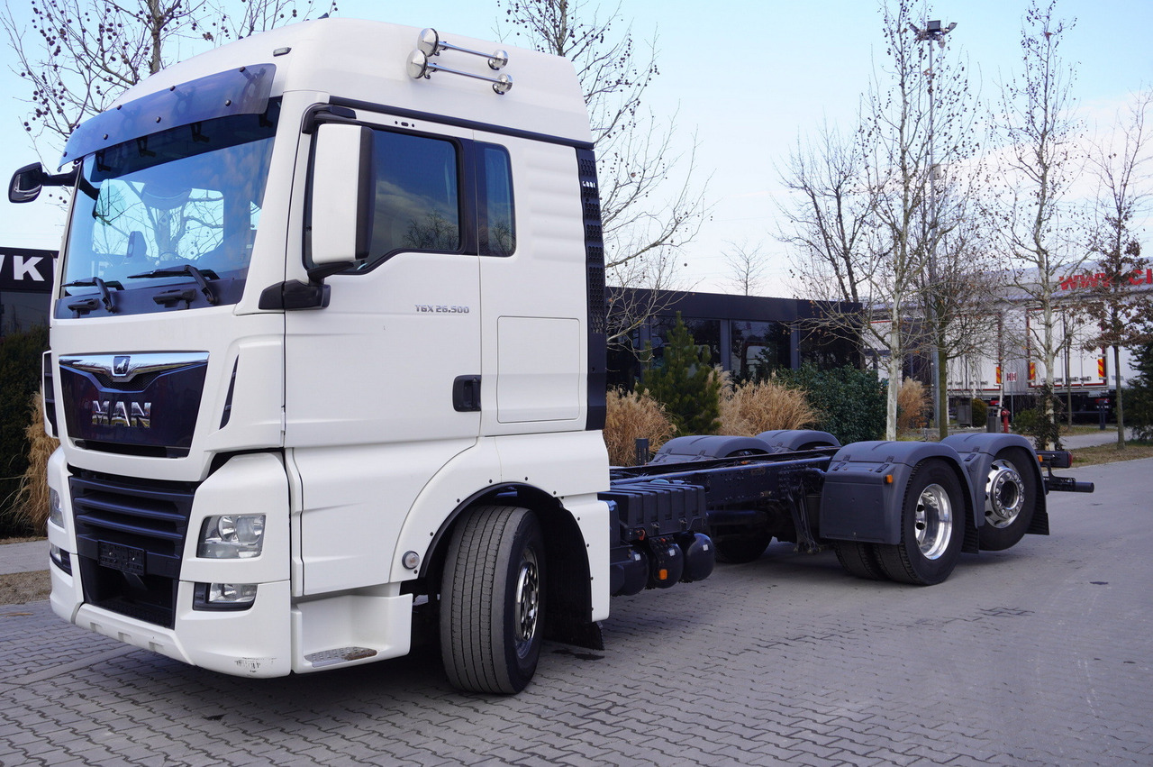 MAN TGX 26,500 / 500 HP / steering 3rd axle / 20 t cap. / Chassis 6.5 m - الشاسيه شاحنة: صور 1 MAN TGX 26,500 / 500 HP / steering 3rd axle / 20 t cap. / Chassis 6.5 m - الشاسيه شاحنة: صور 1