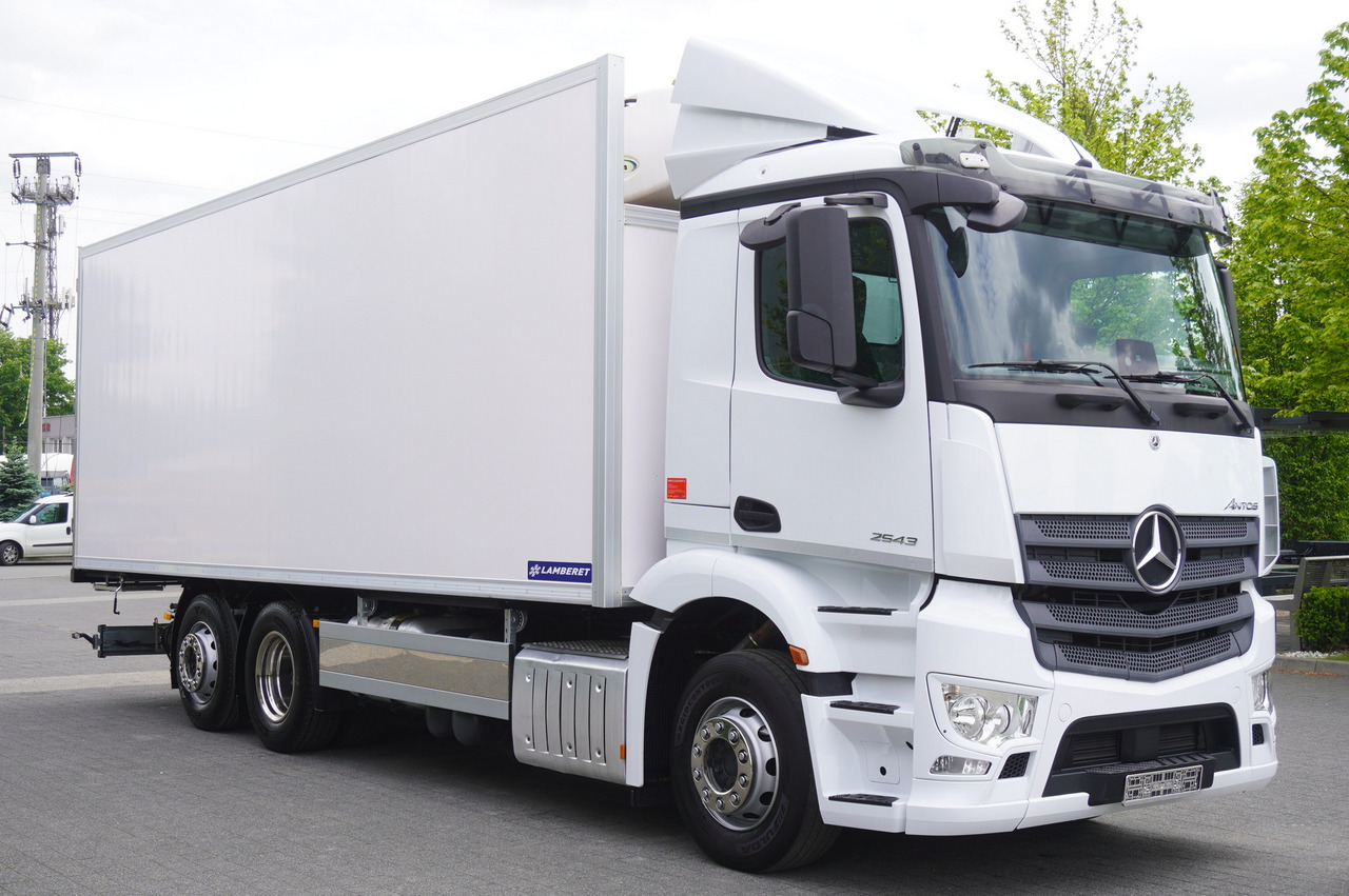 MERCEDES-BENZ 2543 / NEW Lamberet refrigerator/ 160 tho. km / steered 3rd axle - مبردة شاحنة: صور 2 MERCEDES-BENZ 2543 / NEW Lamberet refrigerator/ 160 tho. km / steered 3rd axle - مبردة شاحنة: صور 2