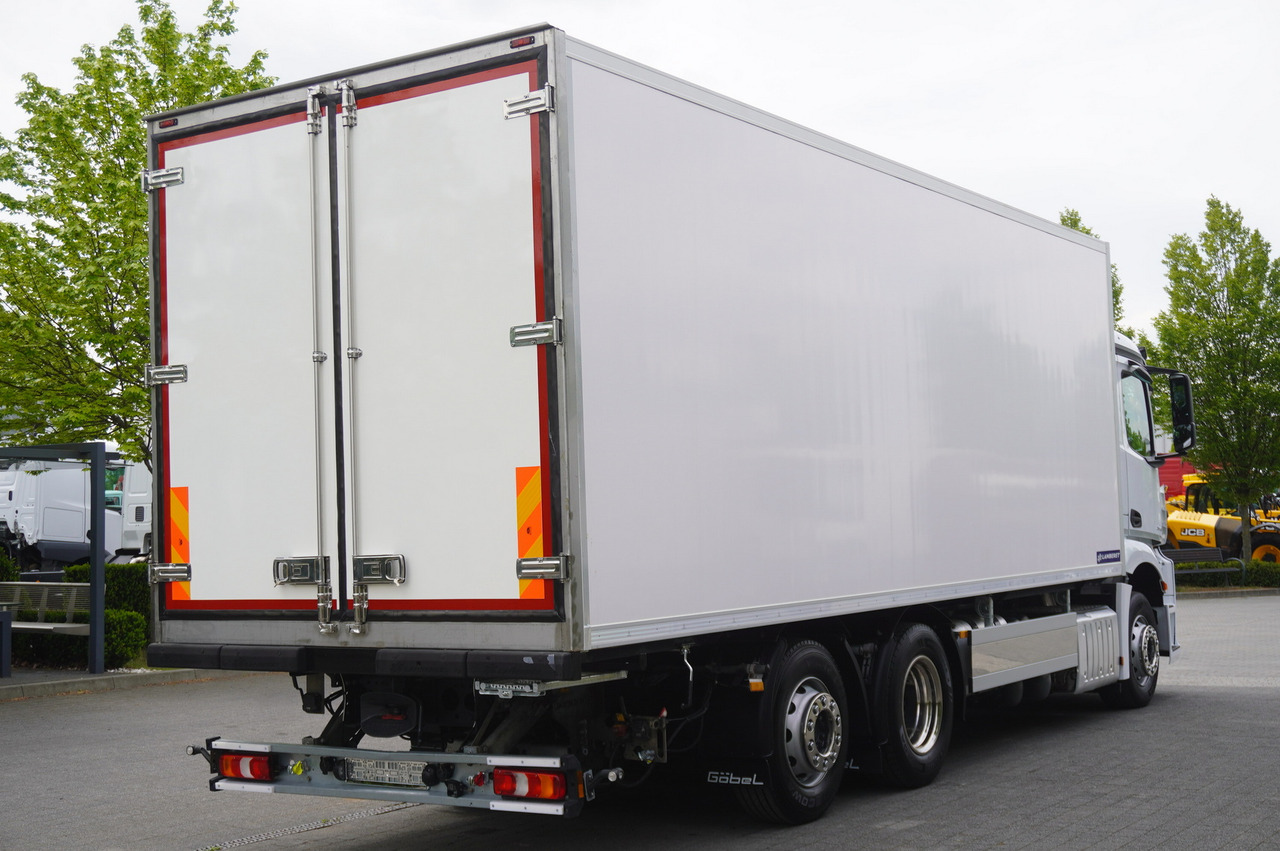 MERCEDES-BENZ 2543 / NEW Lamberet refrigerator/ 160 tho. km / steered 3rd axle - مبردة شاحنة: صور 4 MERCEDES-BENZ 2543 / NEW Lamberet refrigerator/ 160 tho. km / steered 3rd axle - مبردة شاحنة: صور 4