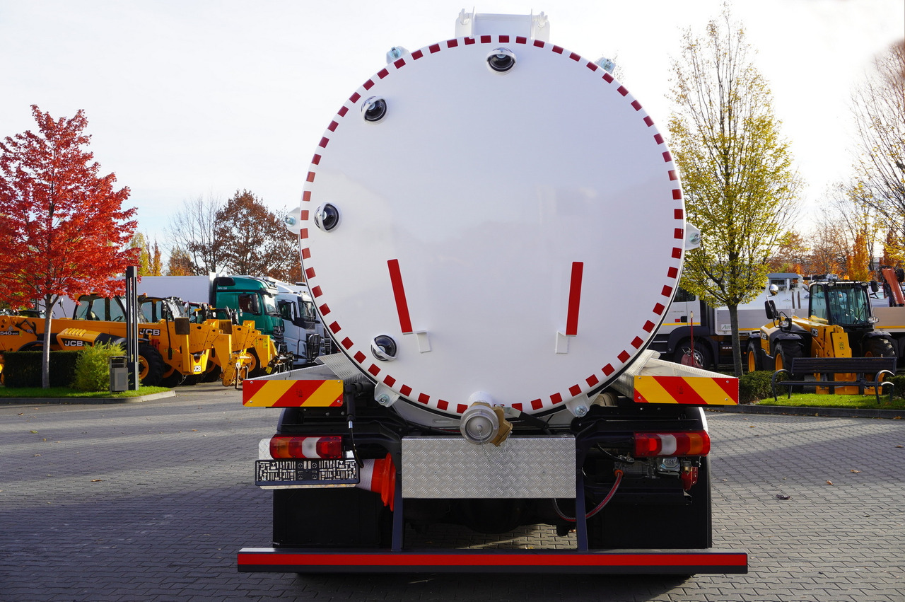 MERCEDES-BENZ Actros 1833 / 260 tho. km / NEW septic tank 11000 l - شاحنة صهريج: صور 4 MERCEDES-BENZ Actros 1833 / 260 tho. km / NEW septic tank 11000 l - شاحنة صهريج: صور 4