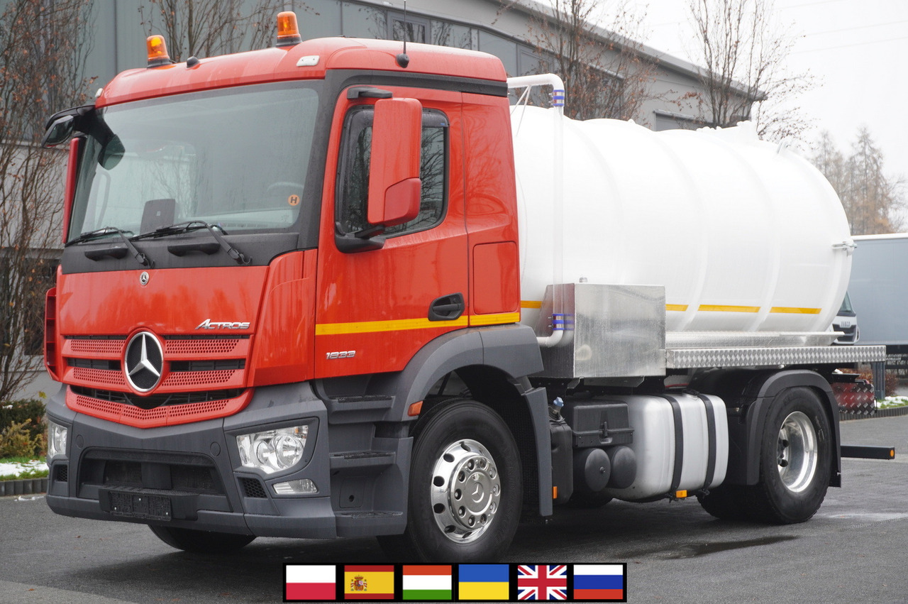 MERCEDES-BENZ Actros 1833 / 260 tho. km / NEW septic tank 11000 l - شاحنة صهريج: صور 1 MERCEDES-BENZ Actros 1833 / 260 tho. km / NEW septic tank 11000 l - شاحنة صهريج: صور 1