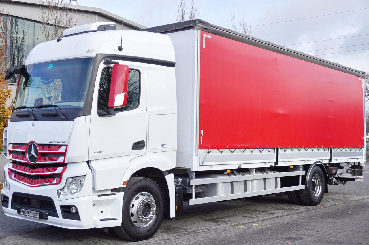 MERCEDES-BENZ Actros 1835 E6 4×2 / Curtainsider 21 pallets / tail lift 1.5t - شاحنة ستارة: صور 1 MERCEDES-BENZ Actros 1835 E6 4×2 / Curtainsider 21 pallets / tail lift 1.5t - شاحنة ستارة: صور 1