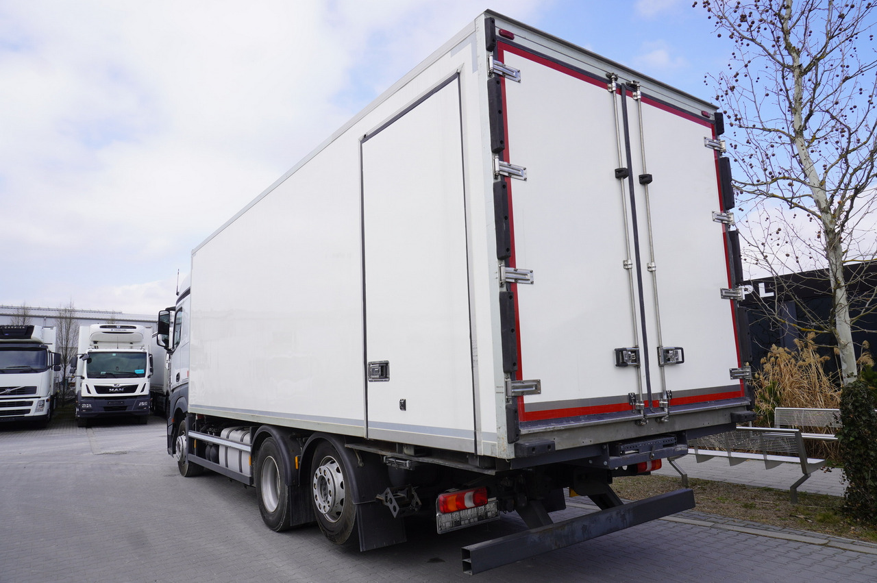 MERCEDES-BENZ Actros 2542 / GIGA cabin / Thermoking 1000R - مبردة شاحنة: صور 3 MERCEDES-BENZ Actros 2542 / GIGA cabin / Thermoking 1000R - مبردة شاحنة: صور 3