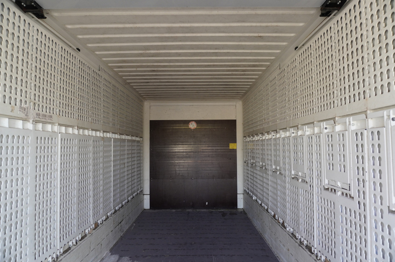 MERCEDES-BENZ Actros 2545 MP5 / KRONE 18 EPAL box body / ADR AT - مبردة شاحنة: صور 4 MERCEDES-BENZ Actros 2545 MP5 / KRONE 18 EPAL box body / ADR AT - مبردة شاحنة: صور 4